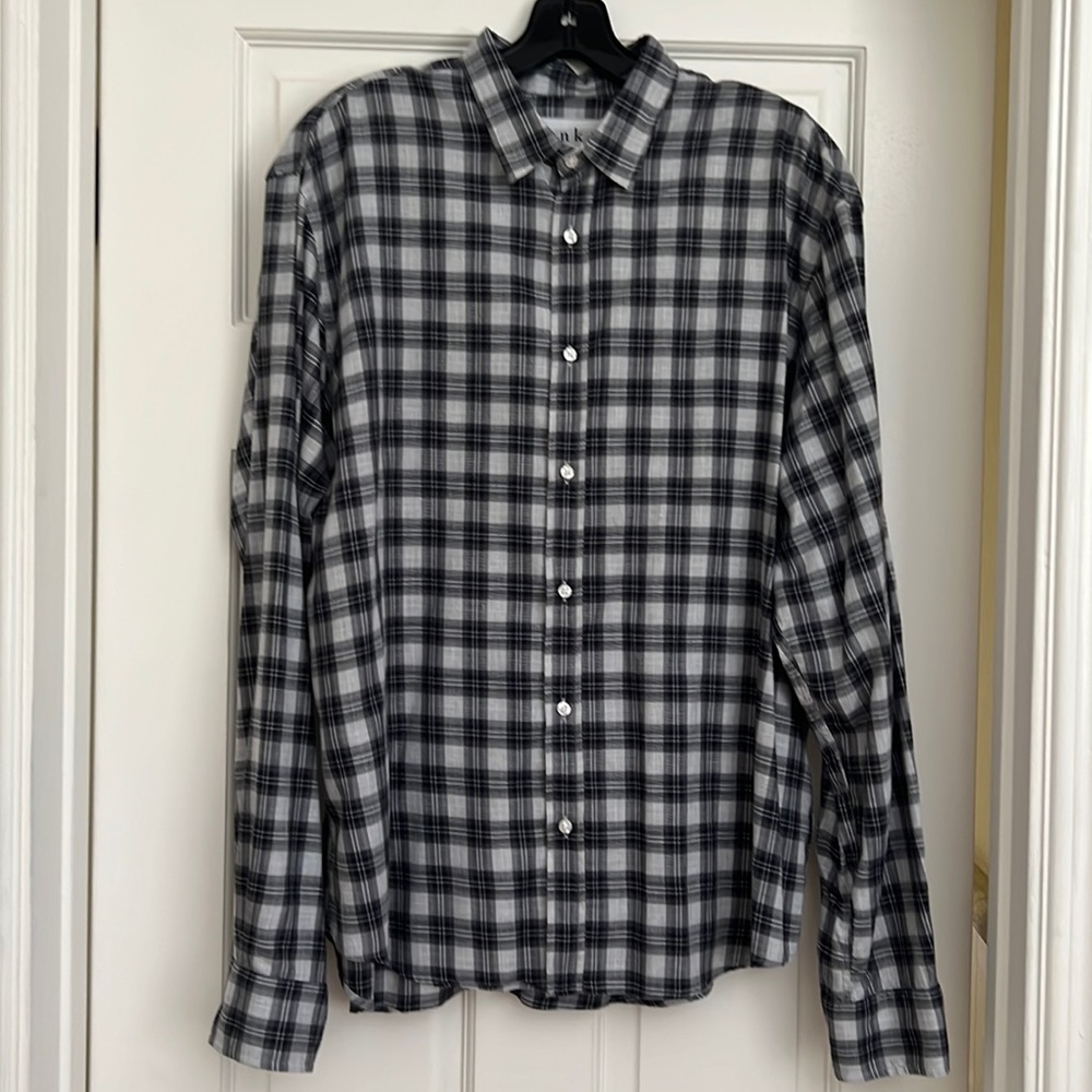 Frank & Eileen’s Men’s long sleeve plaid button down shirt